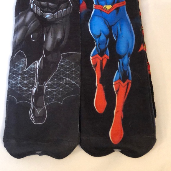 DC BATMAN/SUPER MAN SOCKS - Picture 3 of 7
